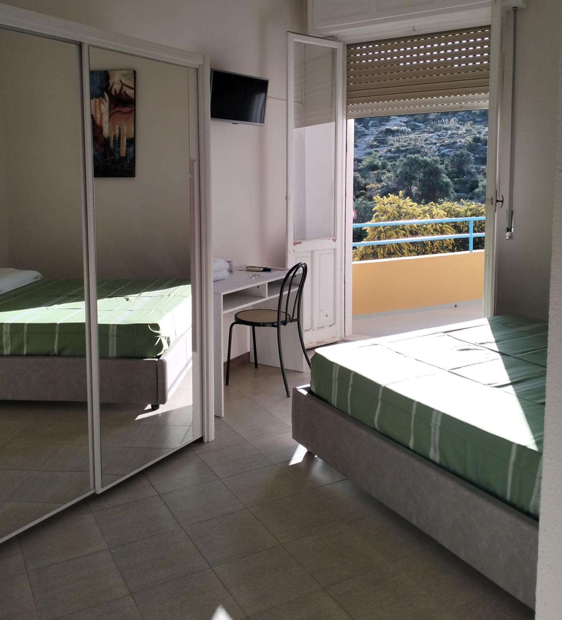 Hotel Calamosca カリアリ エクステリア 写真